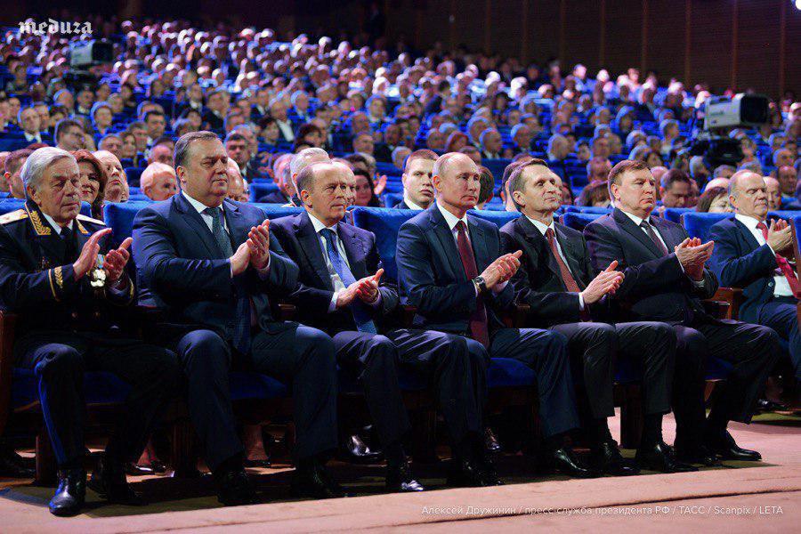 Если бы их было человек 30, они бы взяли не только Лубянку, но и Кремль – Очевидный и полнейший провал спецслужб.