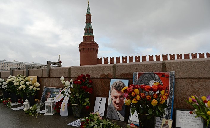 Площадь перед посольством России в Праге переименуют в честь Немцова