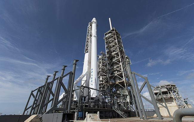 SpaceX Илона Маска впервые доставит на МКС американских астронавтов