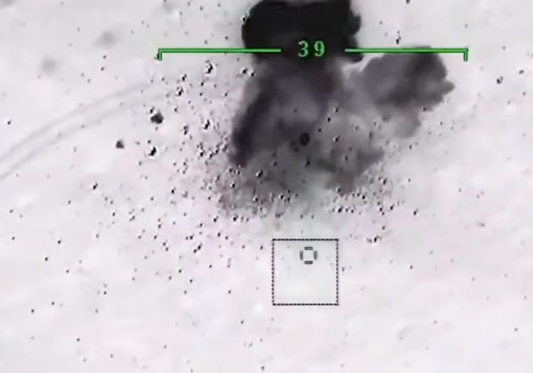 в Ливии турецкие дроны разбомбили технику российских наемников и генерала Хафтара (Видео)