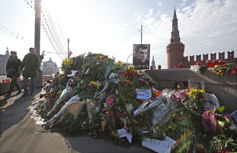Российский оппозиционер: «Владимир Путин голосовал бы за Януковича. Он #бнутый» — это высказывание Немцова могло стать поводом для его убийства