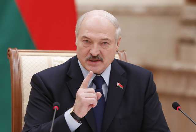 Лукашенко боится отдавать власть сыну – оппозиционер