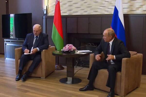 Встреча Путина с Лукашенко: следите за ногами