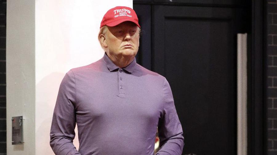 Музей мадам Тюссо переодел фигуру Трампа в костюм для гольфа
