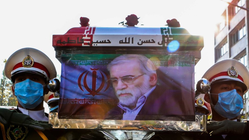 Убийство "отца иранской бомбы". В Иране сообщили, что физик был убит при помощи оружия с искусственным интеллектом
