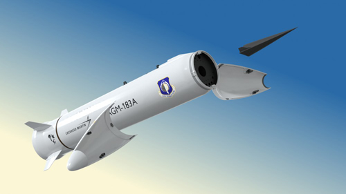В США бомбардировщик B-1B запустил крылатую ракету с внешнего держателя. На очереди – тест гиперзвукового оружия. ФОТО