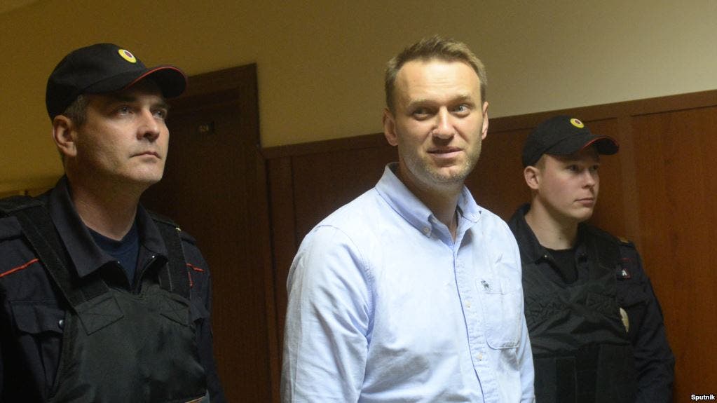Навальному хотят заменить условный срок на реальный по делу «Ив Роше»
