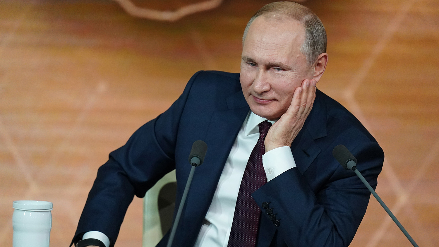 Мамкин вирусолог: сети высмеяли заявление Путина о российской вакцине против Covid-19