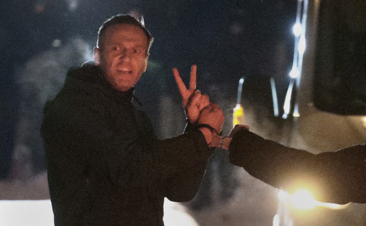 Юлия Латынина: Навальный предложил себя в заложники. Кремль заложников любит