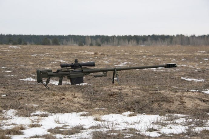 ВСУ приняли на вооружение крупнокалиберную бронебойную винтовку «Аллигатор»