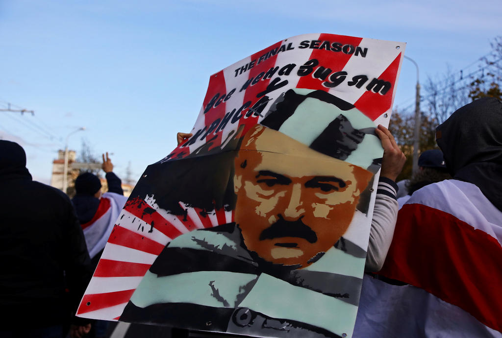 Беларусь маркирует участников протестов в тюрьмах, как в концлагерях нацистов