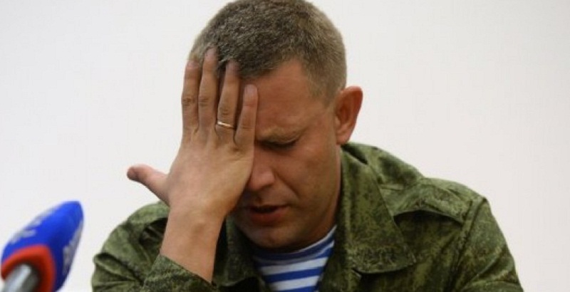 Донецкий блогер рассказал, за что российские кураторы «уволили» Захарченко с должности «главы ДНР»