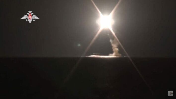 Россия показала первое испытание гиперзвуковой ракеты «Циркон» с подводной лодки