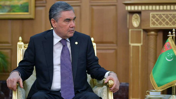 Я устал, я Аркадаг.  Даже президент Туркменистана Гурбангулы Бердымухамедов решил оставить свой пост!
