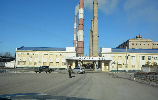 Боевики обстреляли Луганскую ТЭС: Город Счастье остался без света, воды и тепла