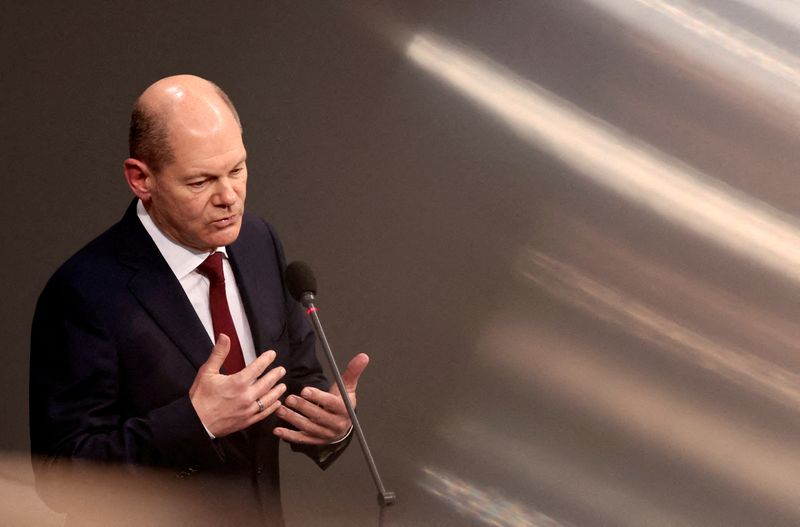В Германии депутаты коалиции покинули зал, когда Шольц отвечал на вопросы по Украине