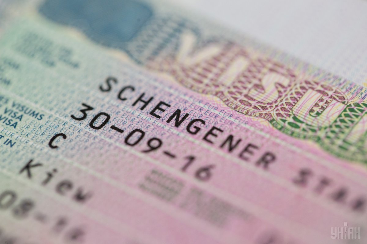 "Новый железный занавес": в РФ заистерили из-за шенгенских виз и вспомнили о правах