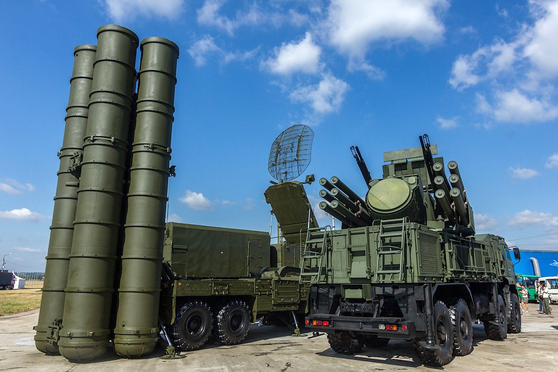 Россия перебрасывает из Санкт-Петербурга в Украину средства ПВО