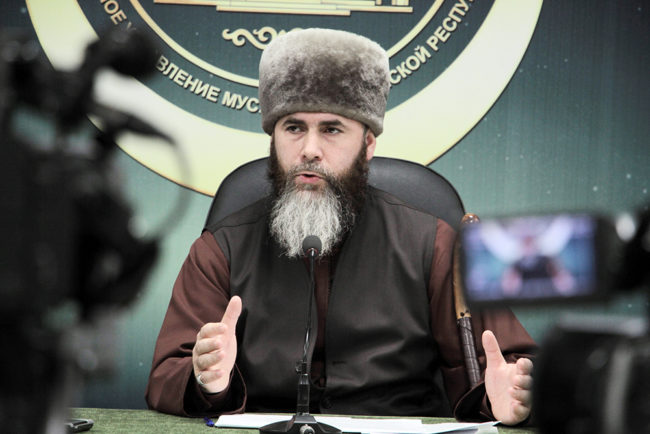 «Призываешь людей в рай, но сам туда не хочешь»: муфтий Чечни раскритиковал Кадырова