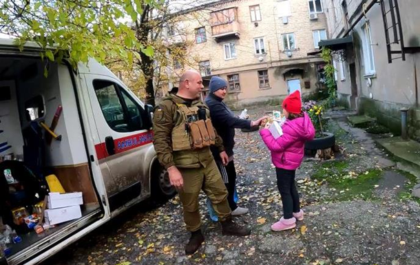 Из Марьинки эвакуировали всех жителей: оккупанты не оставили ни одного уцелевшего здания. Видео