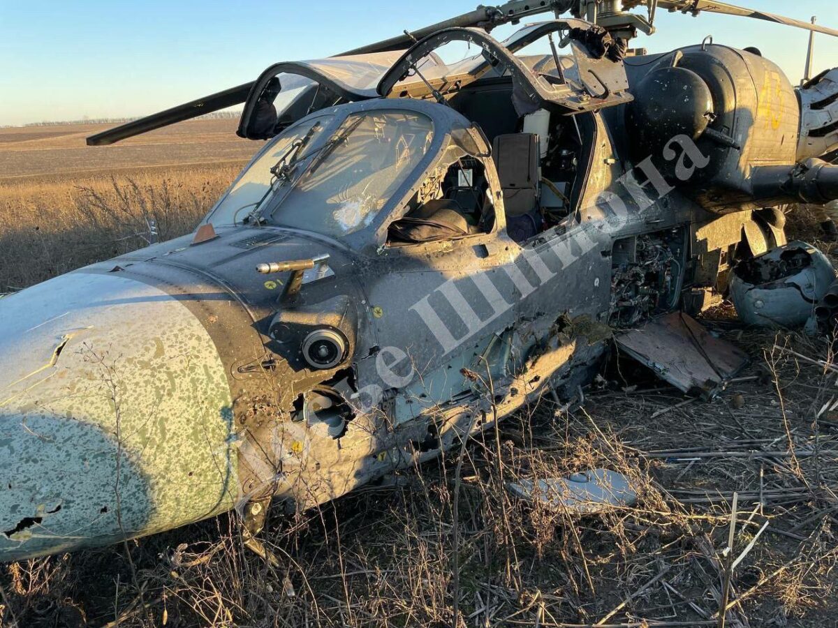 В Запорожской области ПВО россиян сбила собственный ударный вертолет Ка-52