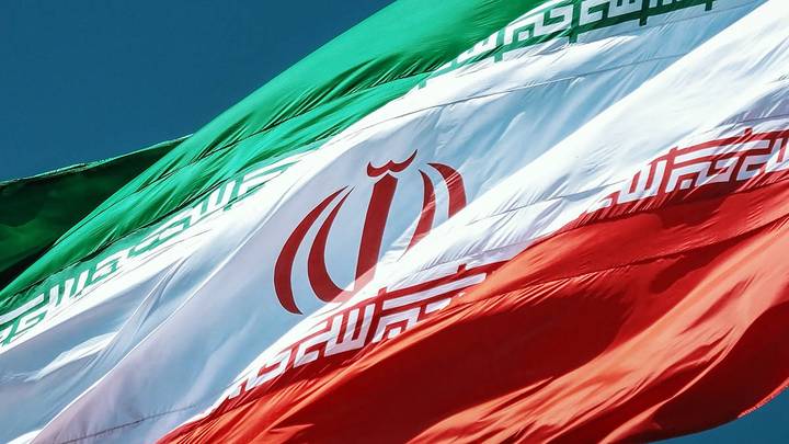 ⚡В Иране гремят взрывы на стратегических объектах. Израиль начал специальную военную операцию против Ирана — СМИ