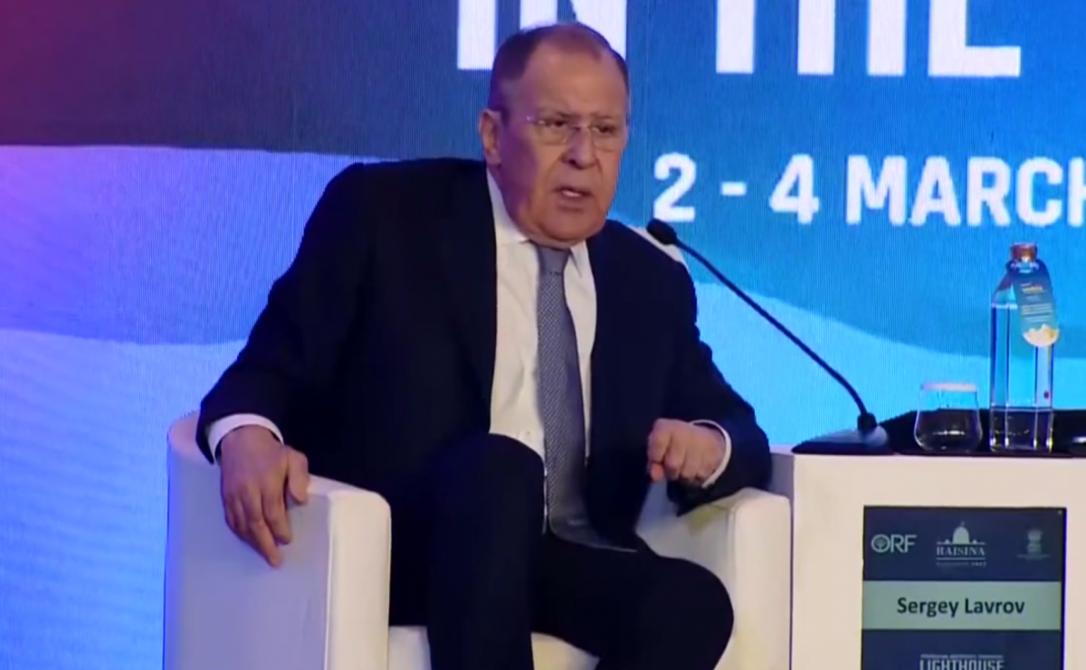 На конференции в Индии зал высмеял Лаврова после слов о том что Украина напала на россию (видео)