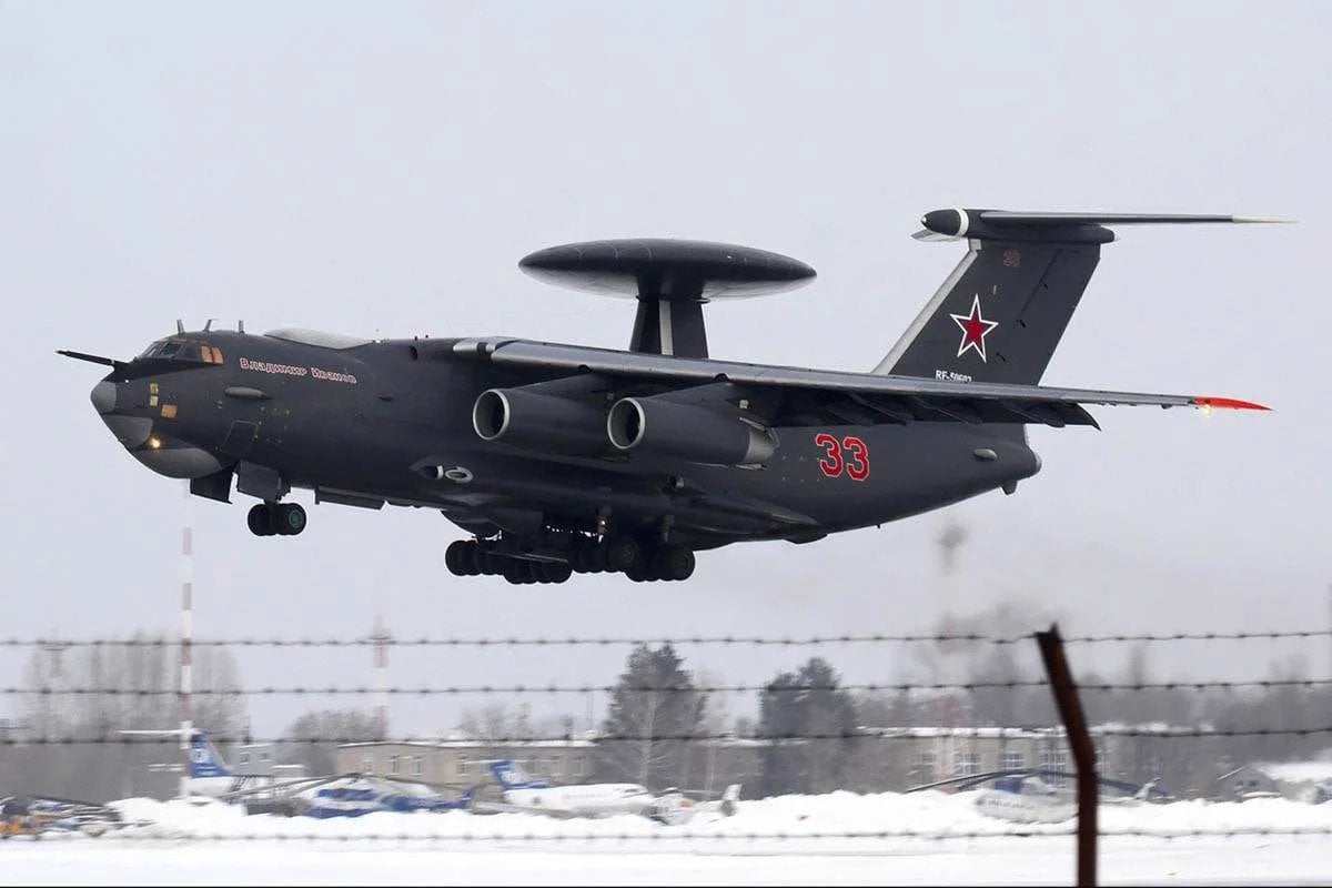 СМИ: За атакой на самолет А-50 в Мачулищах могли стоять агенты СБУ, проигнорировавшие приказ