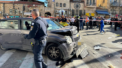 Протаранил толпу на авто: возле рынка в Иерусалиме произошел теракт