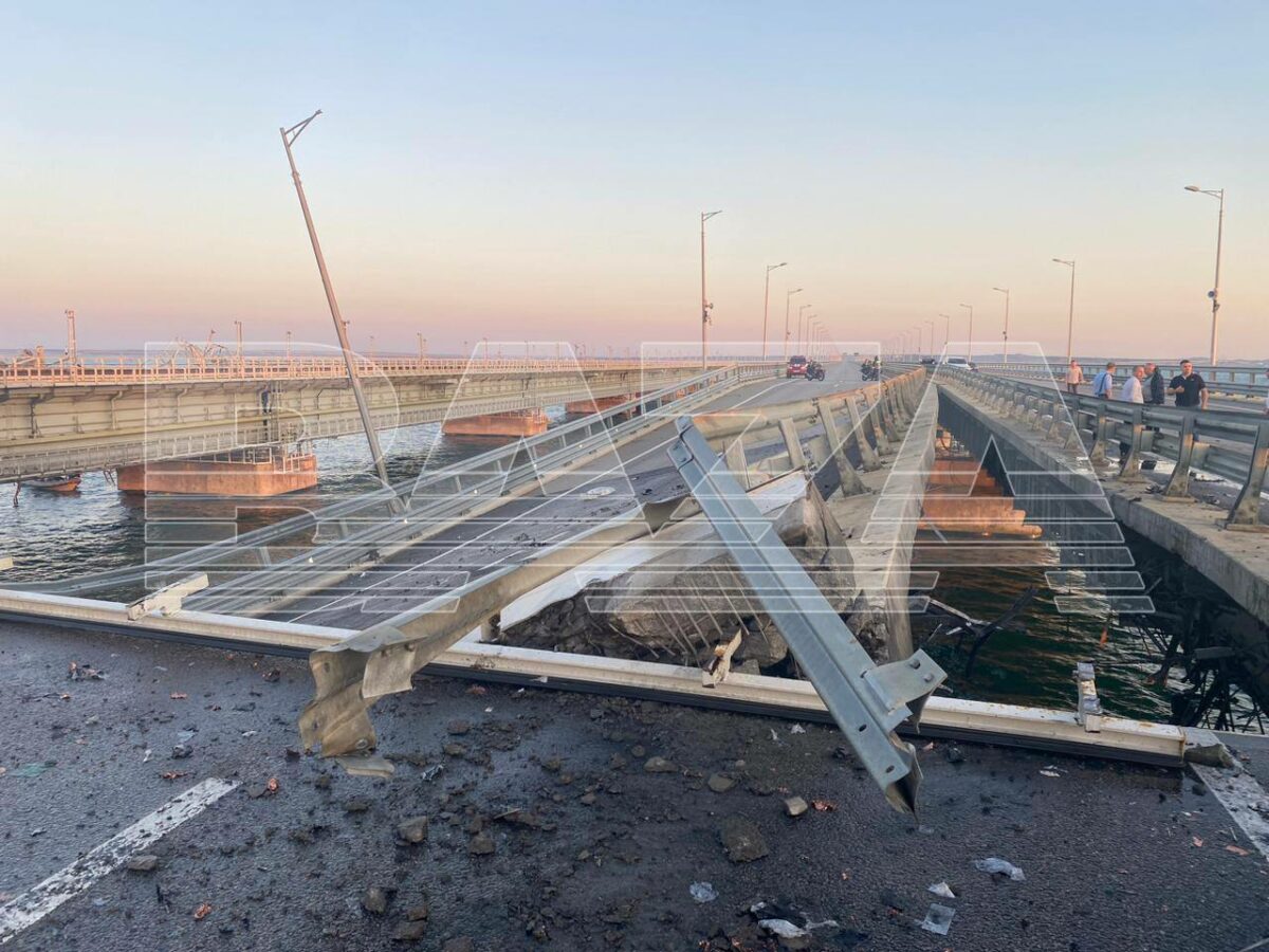Крымский мост снова “устал”. Главное о новых взрывах и нарушили ли они логистику РФ