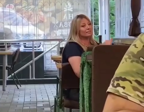 «Вас уродов узкоглазых тут не будет»: жительница Донецка высказала правду рашистам (Видео)