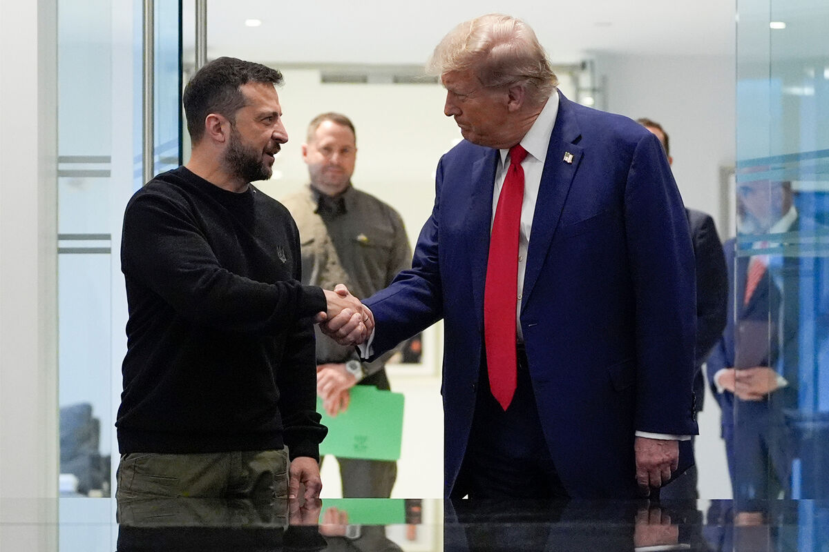 Зеленский и Трамп начали переговоры в Вашингтоне