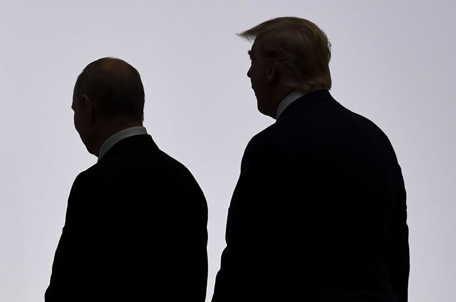 Путин подтёрся Трампом, а он только эротично взвизгнул