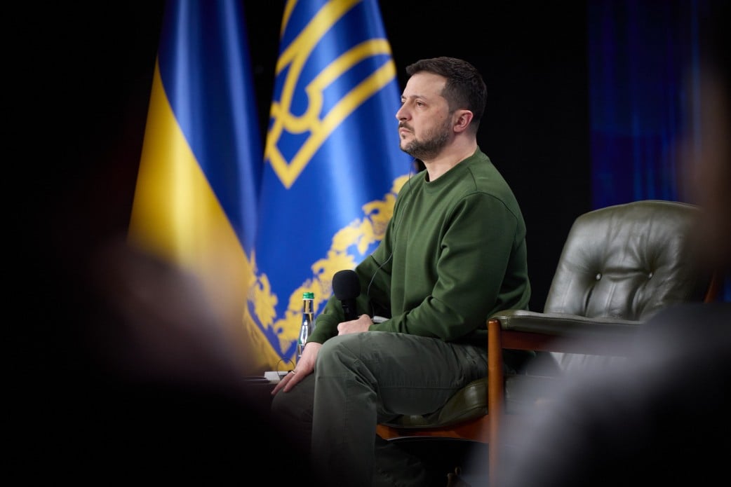 Опрос: Только 25% украинцев считают, что Зеленскому стоит остаться президентом после войны