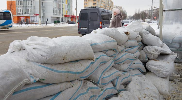 "День прожил – и слава Богу. Безысходность просто": жители Белгородщины жалуются на начатую Путиным войну