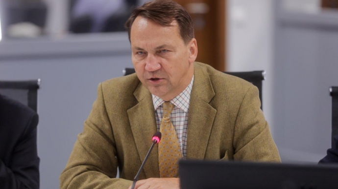 "Путин не сможет выдержать": Сикорский заявил, что Украина готова воевать еще три года