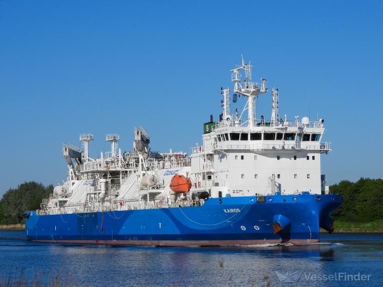 Два танкера «теневого флота» загадочно взорвались при пересечении Черного моря