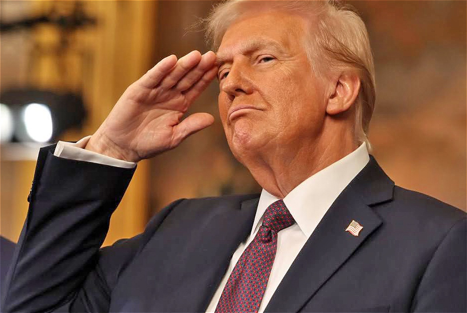 Трамписты переплюнули советских холуев