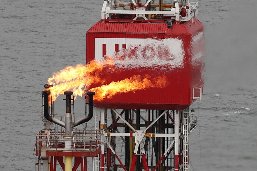 Под ударом вся цепь