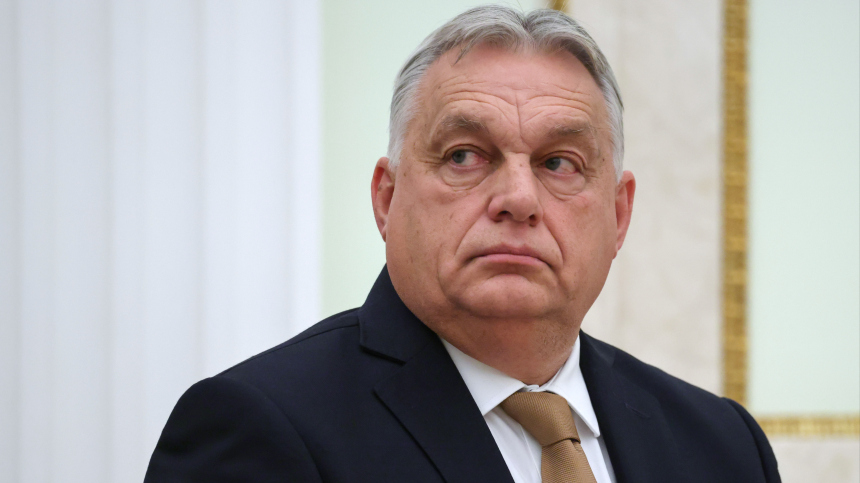 Инкассаторов Ощадбанка задержали в Венгрии после "отказа" заплатить другу Орбана – Telex