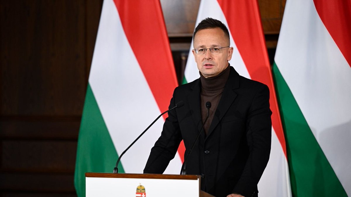 СМИ опубликовали новые детали, как Сийярто координировал с Россией действия, наносящие ущерб Украине