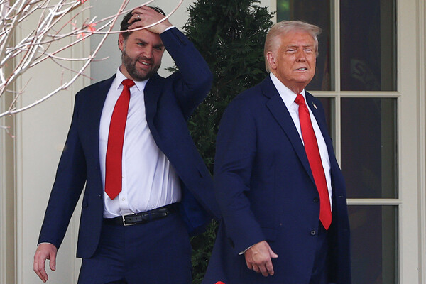 За Трампом "подрастает" еще один – и по своей "моральности" может превзойти его