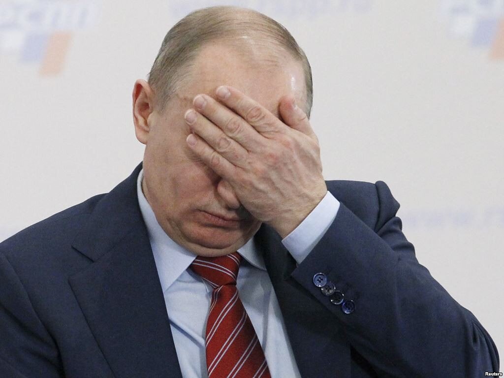 Над Путиным смеются даже свои