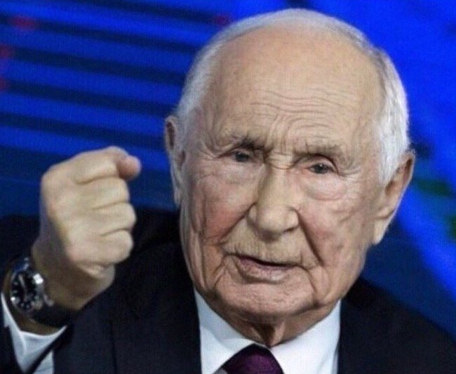 Старческий маразм по-русски или кто заменит Путина?