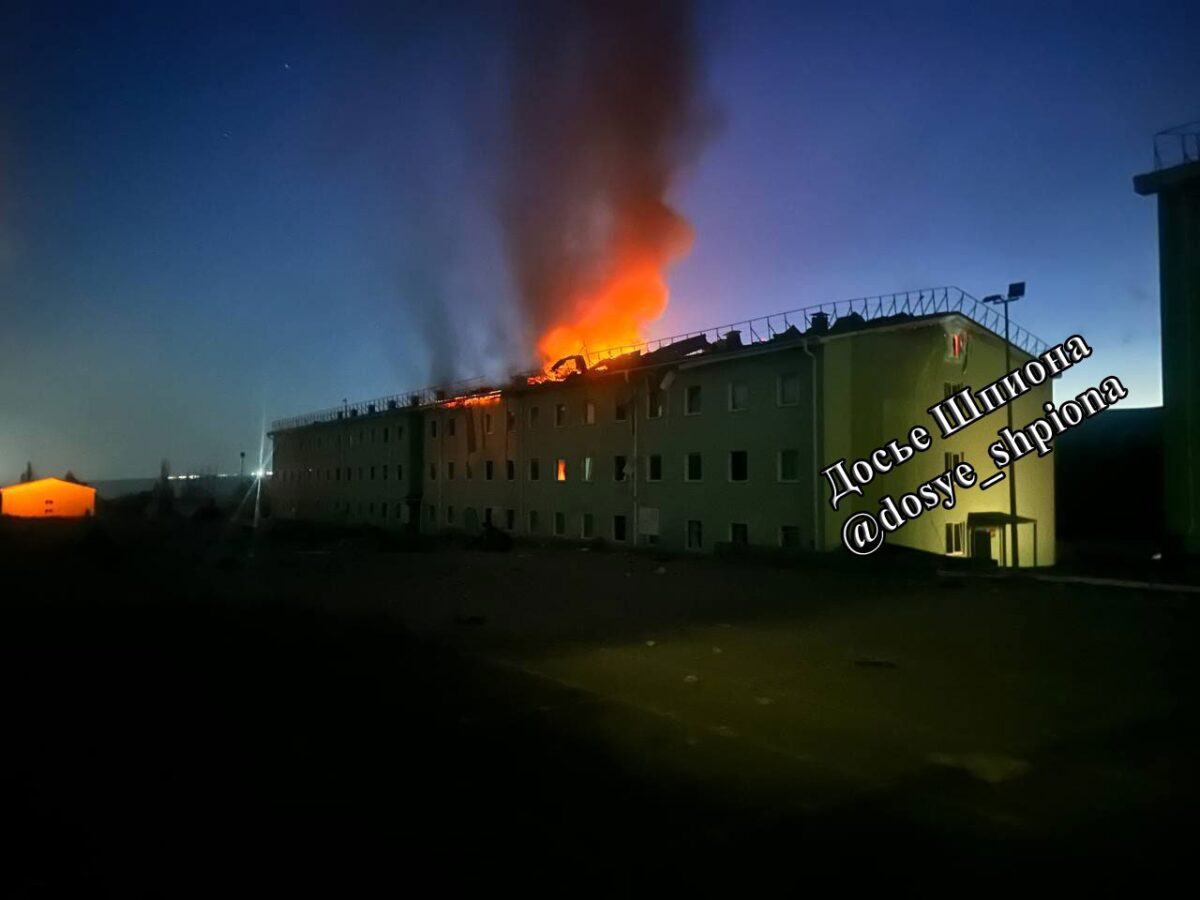СМИ: ВСУ ударили по базе оккупантов в Крыму, много погибших