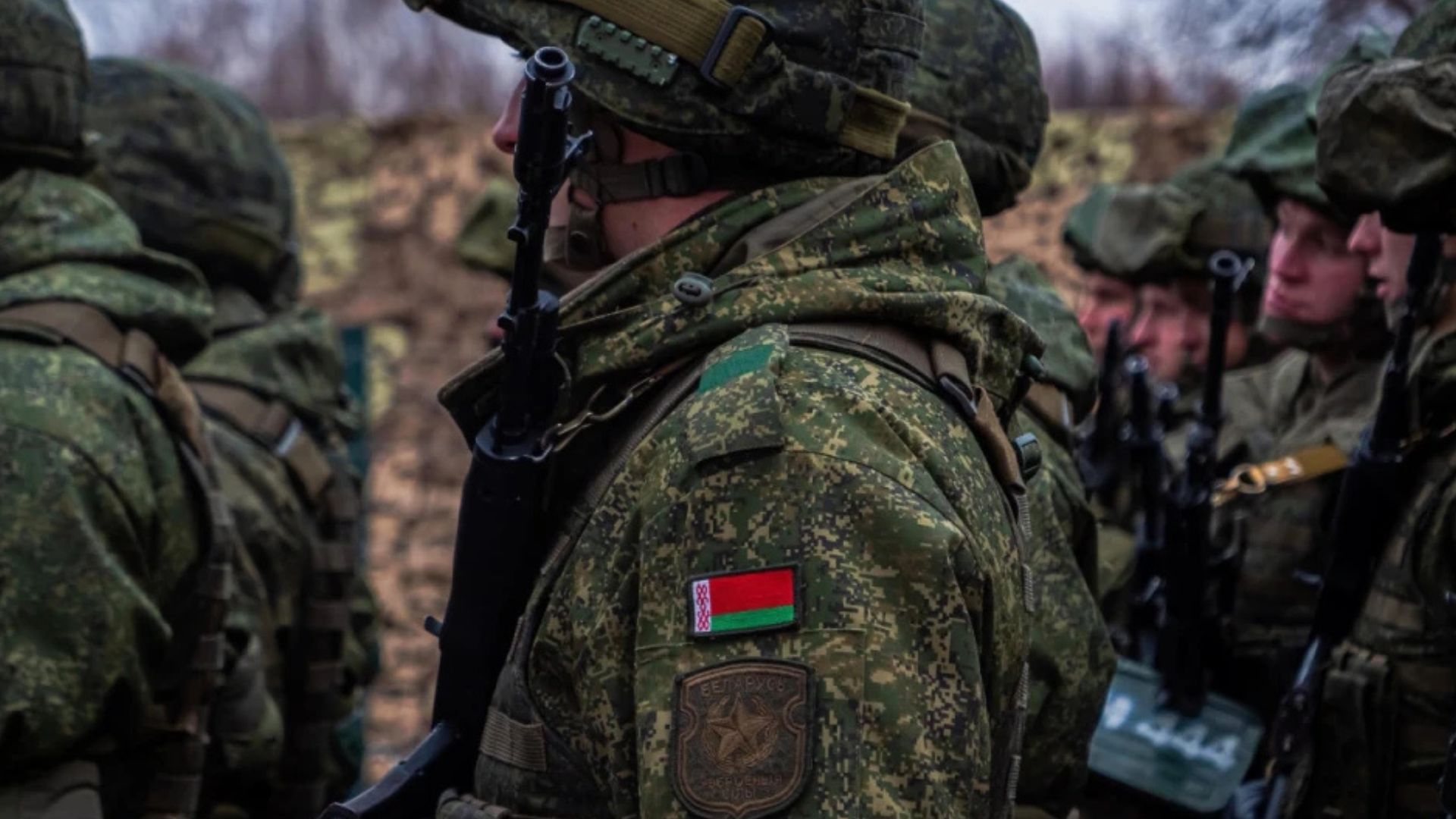 Беларусь формирует новую десантно-штурмовую бригаду вблизи границы с Украиной