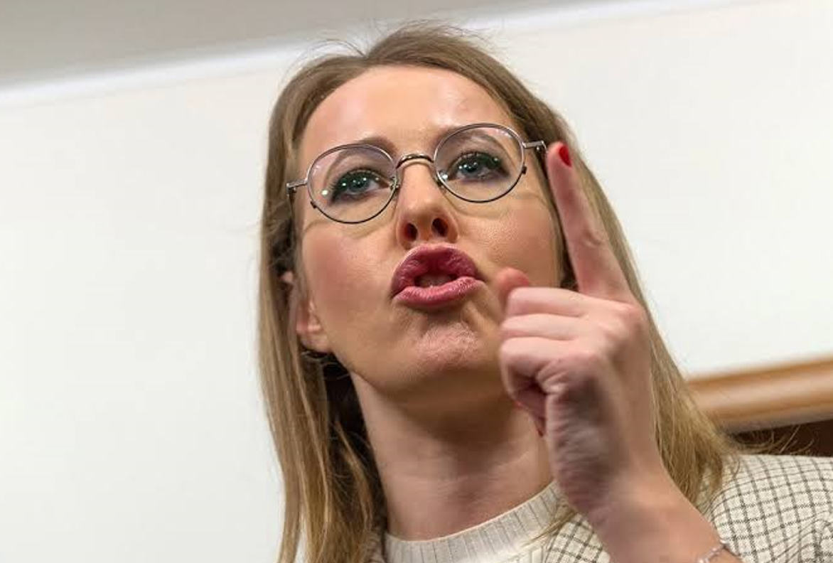 Собчак устроила истерику, самолеты развернули в воздухе. Предупреждение Зеленского – это старт операции M&Ms?